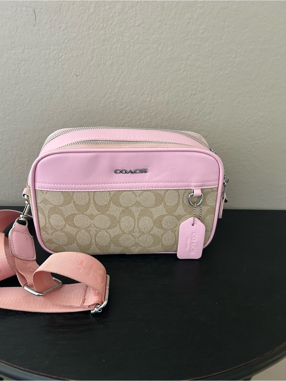 Crossbody bag with Pink Trim